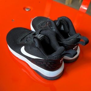 Toddler Nike Tennis Shoes